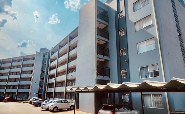 2 Bedroom, 2 Bathroom to Rent- Menlyn Place.