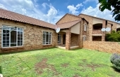 LOWEST PRICED Single-storey 3 Bedroom Townhouse - Mooikloof Ridge